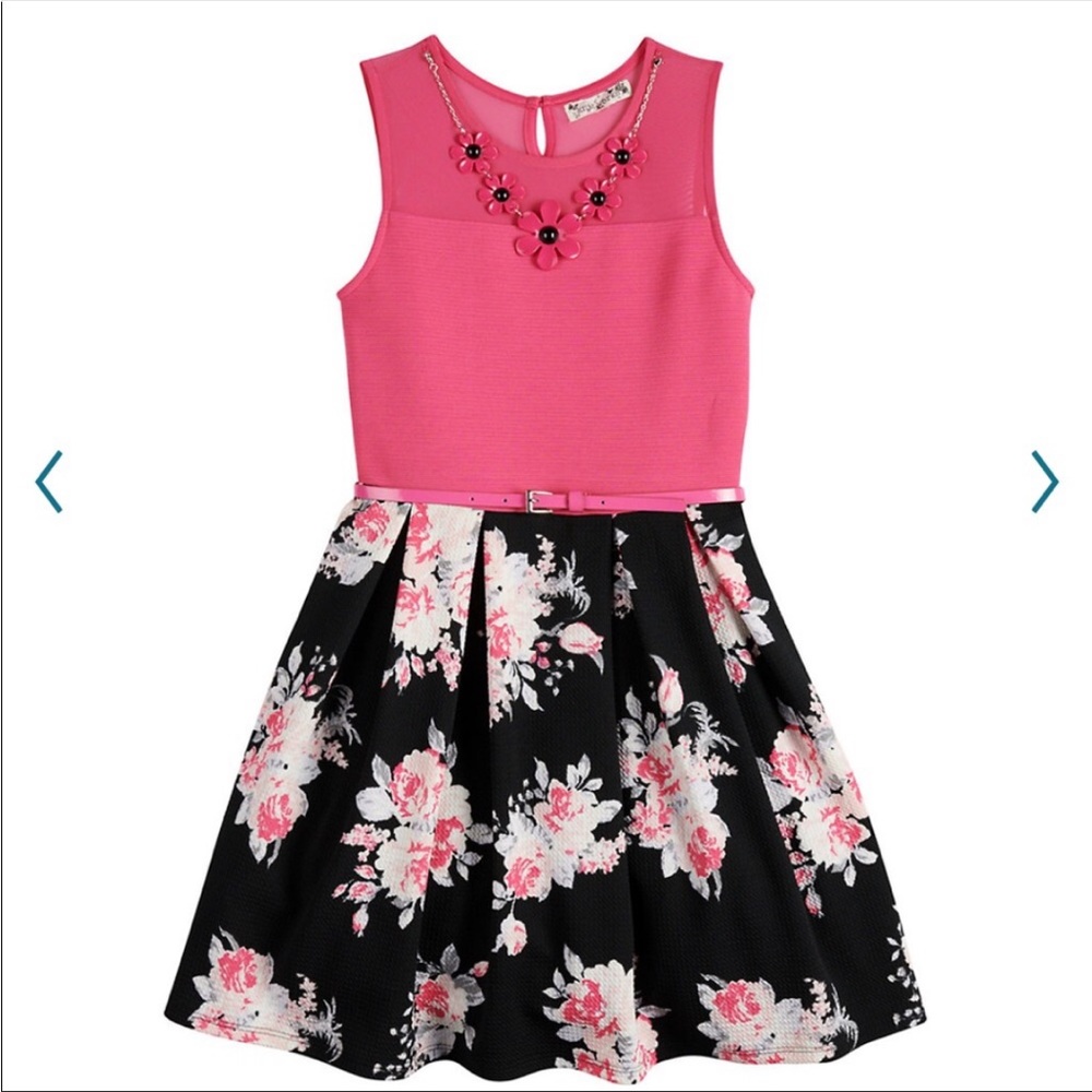 Girls floral dress.